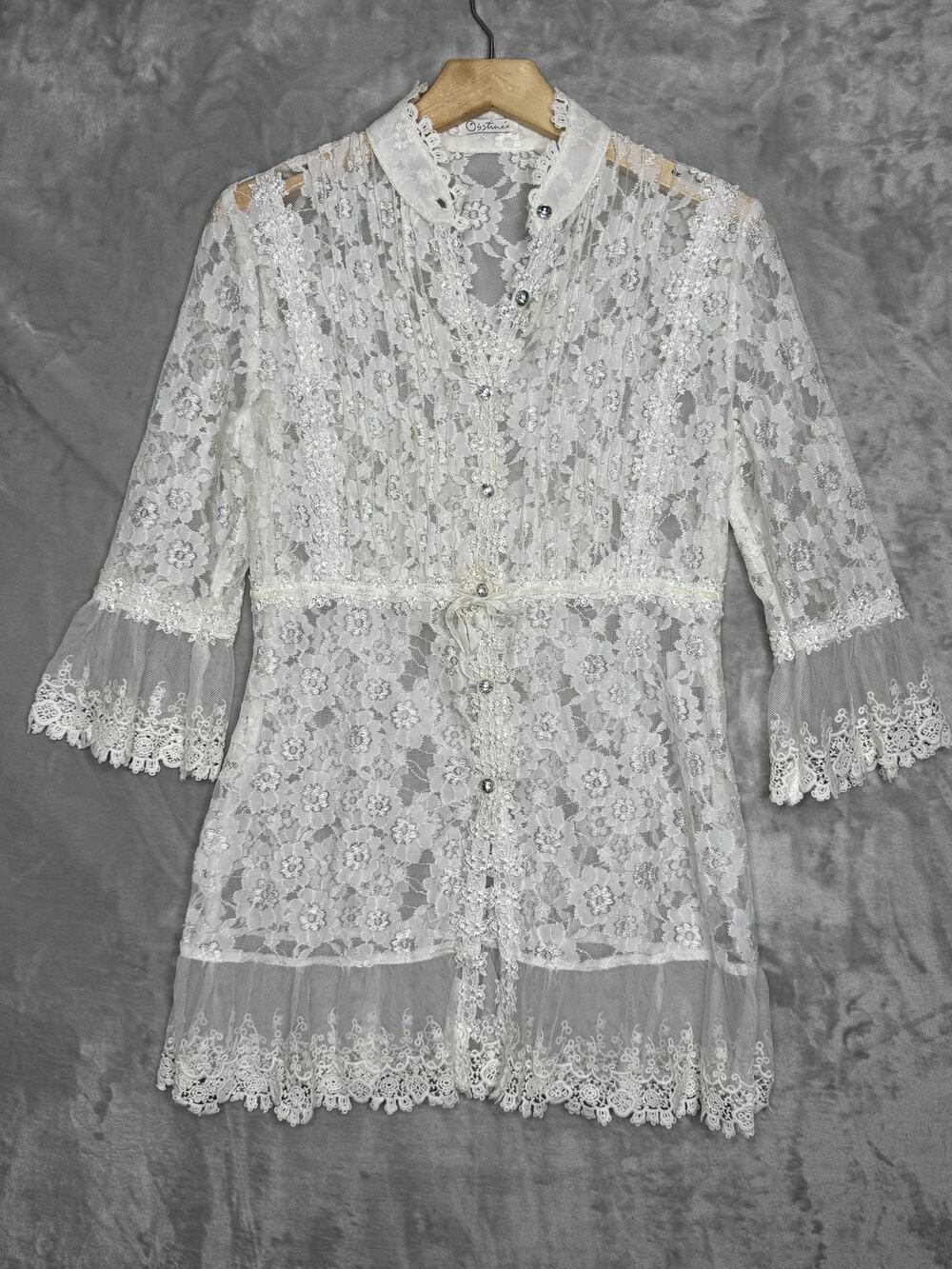 Osstinee Blouse Womens Medium White Sheer Lace Coquette 3/4 Bell Sleeve Floral